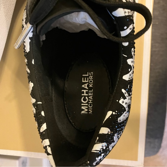 Michael Kors Catelyn Lace Up Graffiti MK Sneakers - Picture 3 of 6